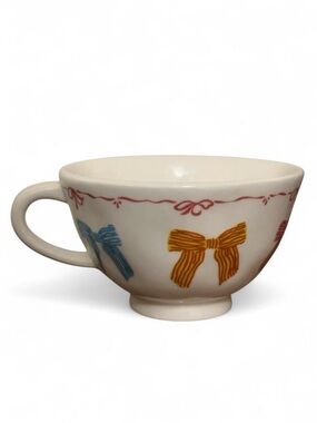 Urban Outfitters Hamptons White Ceramic Cup with Bows
